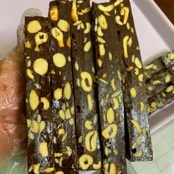 Kẹo nougat vị socola