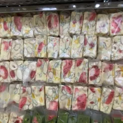 Alternative view of Kẹo nougat vị sữa đậu xoài