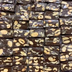 Alternative view of Kẹo nougat vị socola