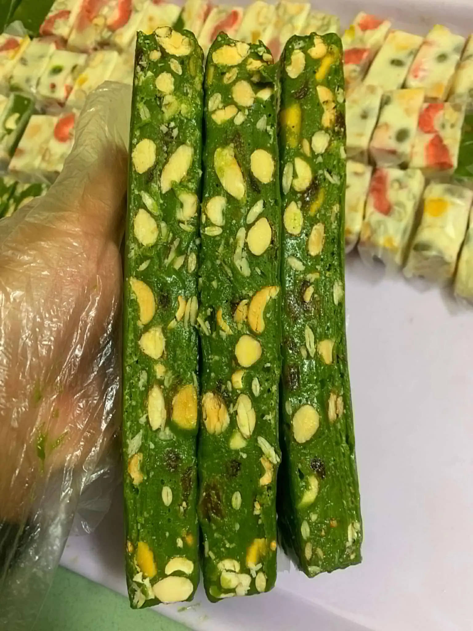 Kẹo nougat vị matcha xoài nho